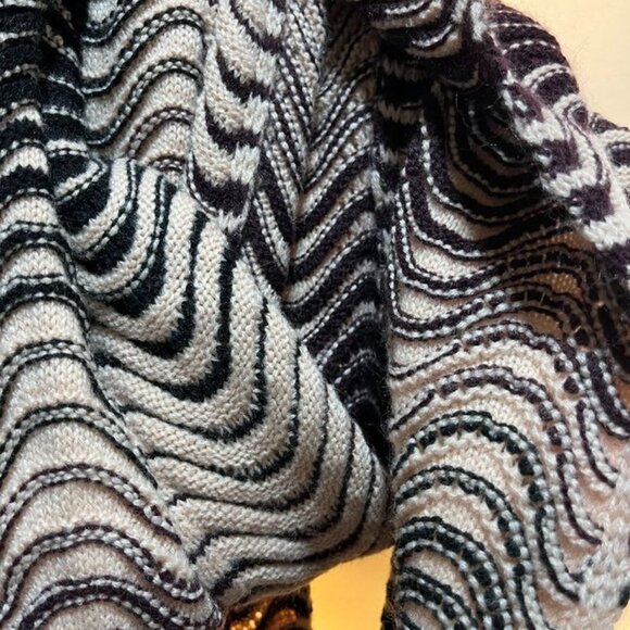 Calvin Klein Wave Knit Infinity Scarf Black Cream Textured Loop Cozy Winter - Picture 4 of 9